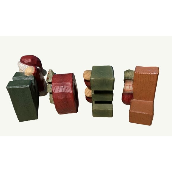 Hand-Painted Wooden NOEL Christmas Decor Santa Tree & Gifts - Picture 11 of 11